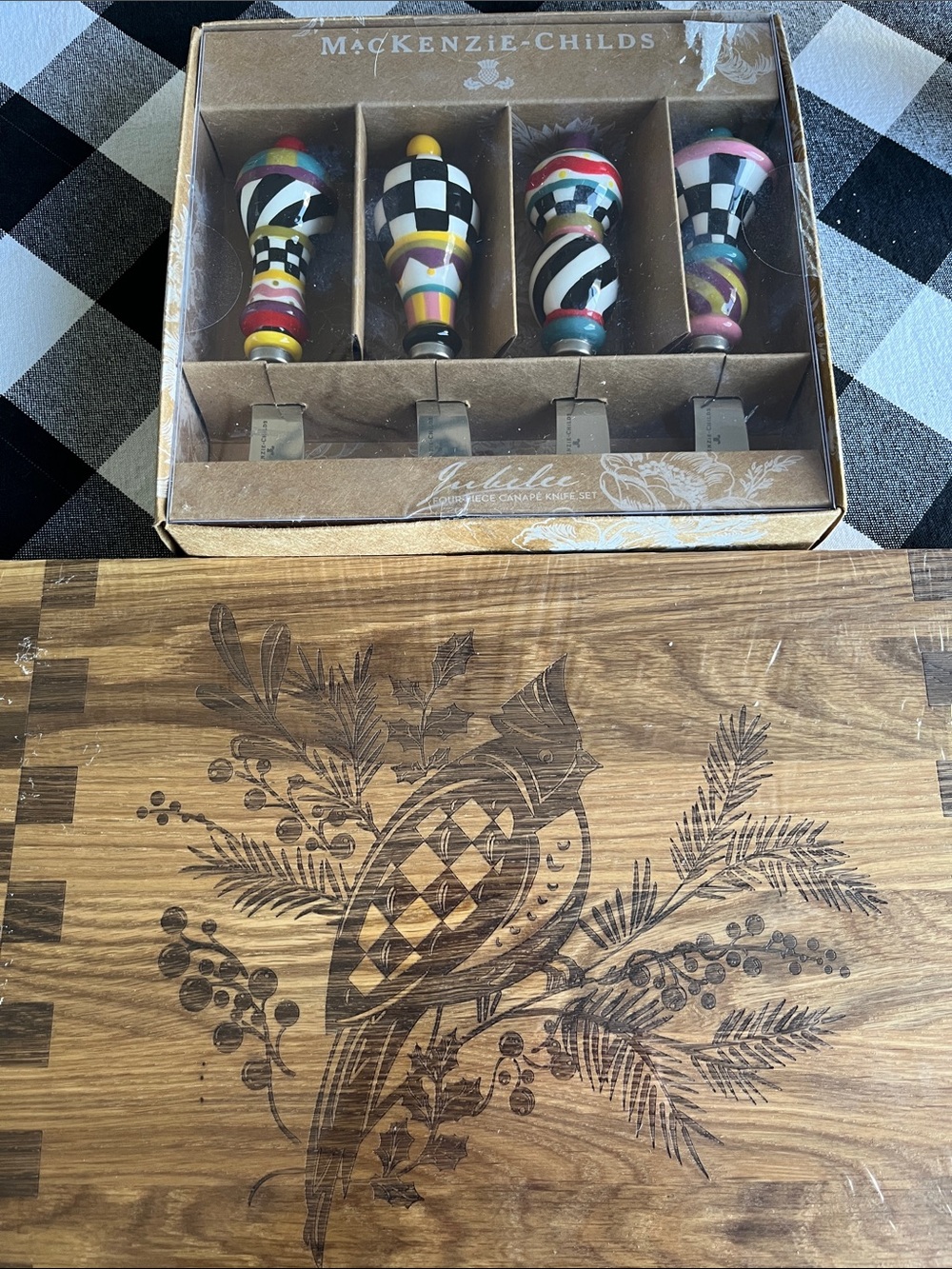MacKenzie-Childs cardinal wood serving board & jubilee spreaders. Set. New! - Picture 1 of 9